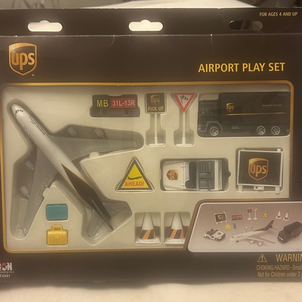 UPS Airport Play Set for Kids